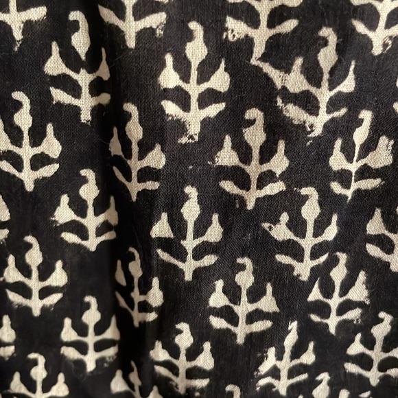 Women’s long sleeve tunic 4 buttons side pockets - Picture 5 of 5